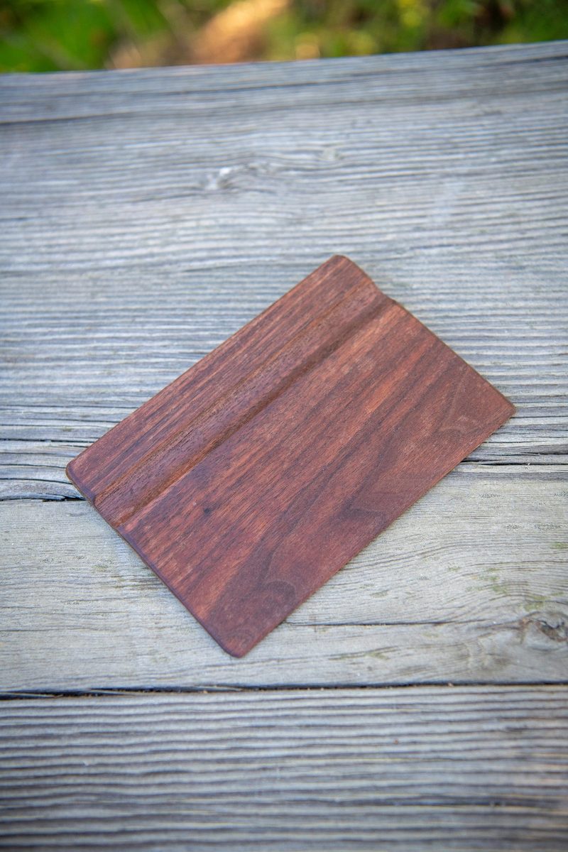 bench scraper walnut 01