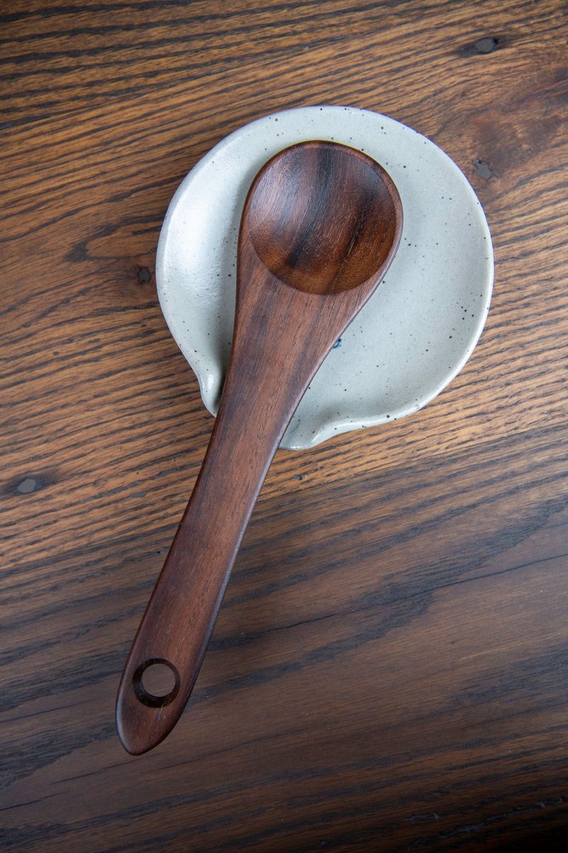 bonnet spoonrest 03