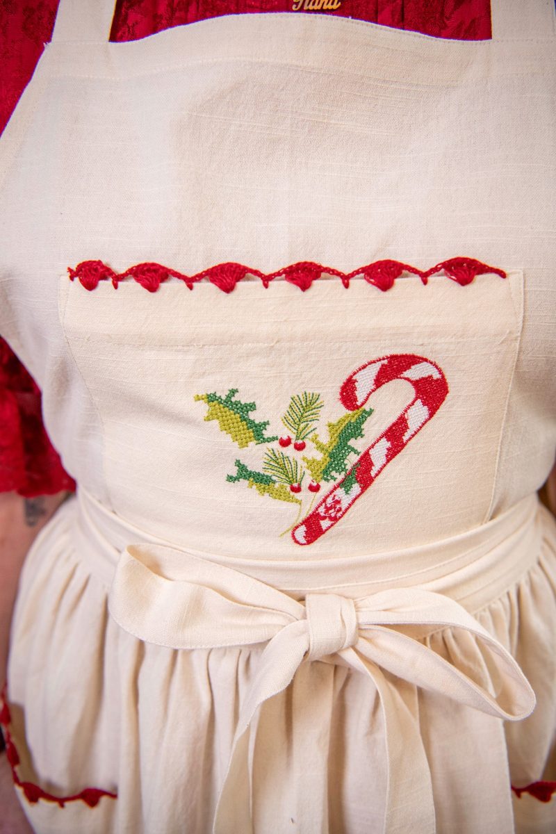 candy cane apron 05