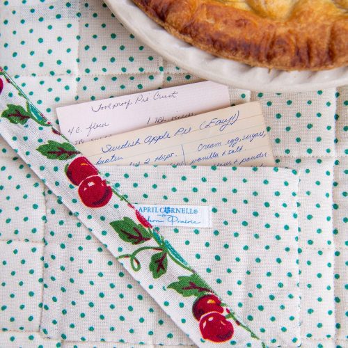 cheery cherry pie carrier 06