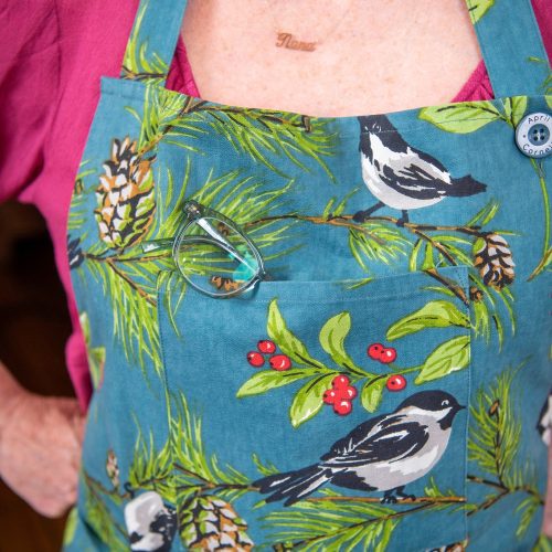 chickadee apron 06