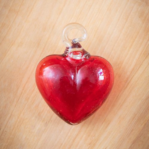 glass heart ruby red 18