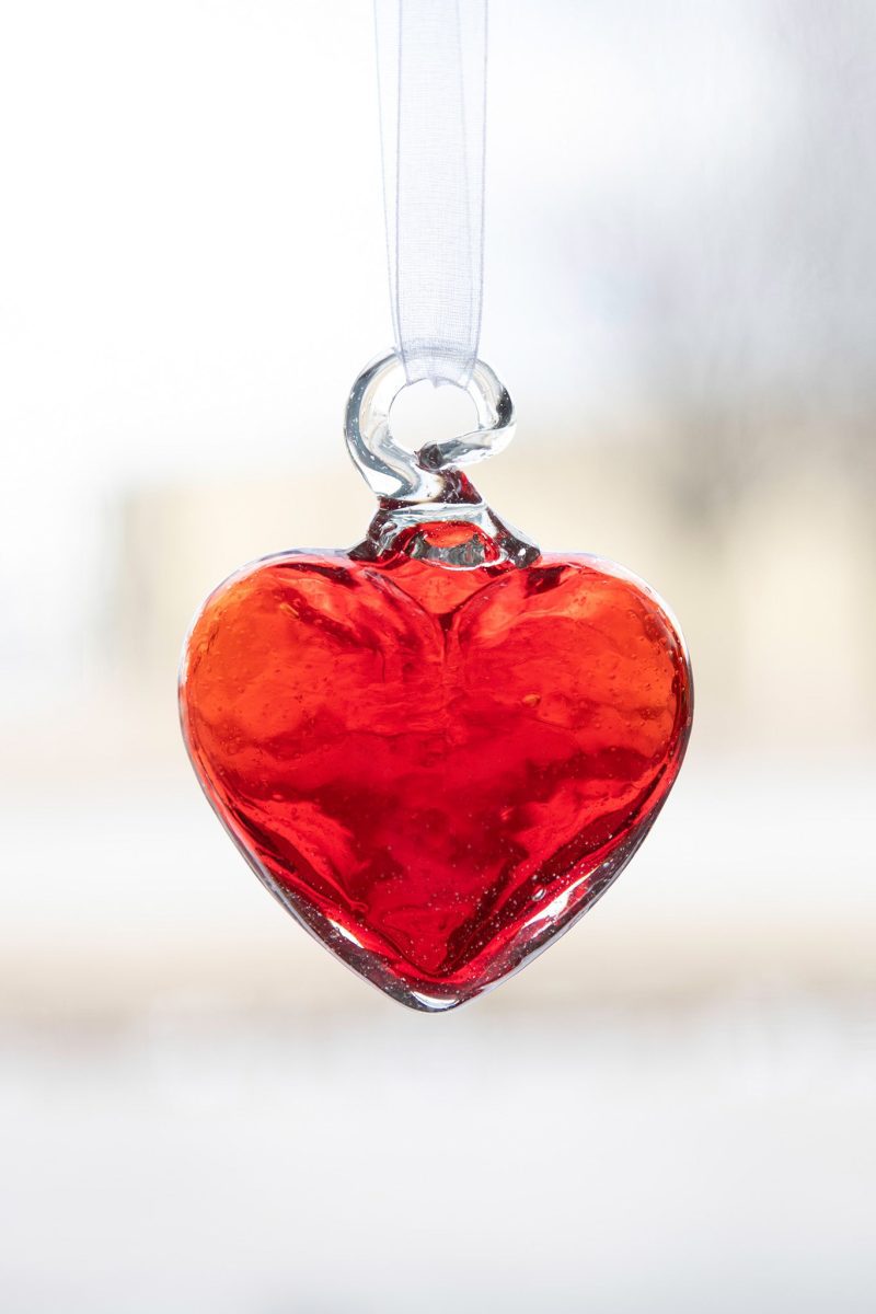 glass heart ruby red 19