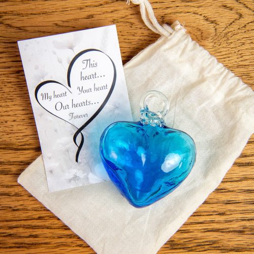 glass heart turquoise 01