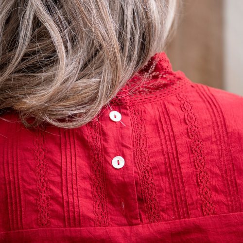 heirloom blouse scarlet 04