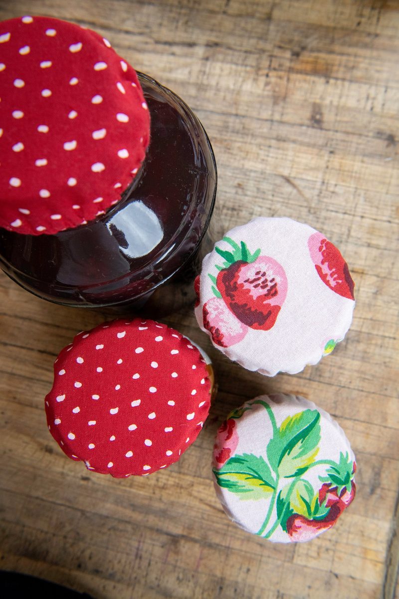 jar cover strawberry 3