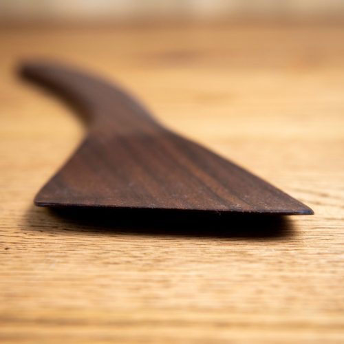 southpaw spatula walnut 05