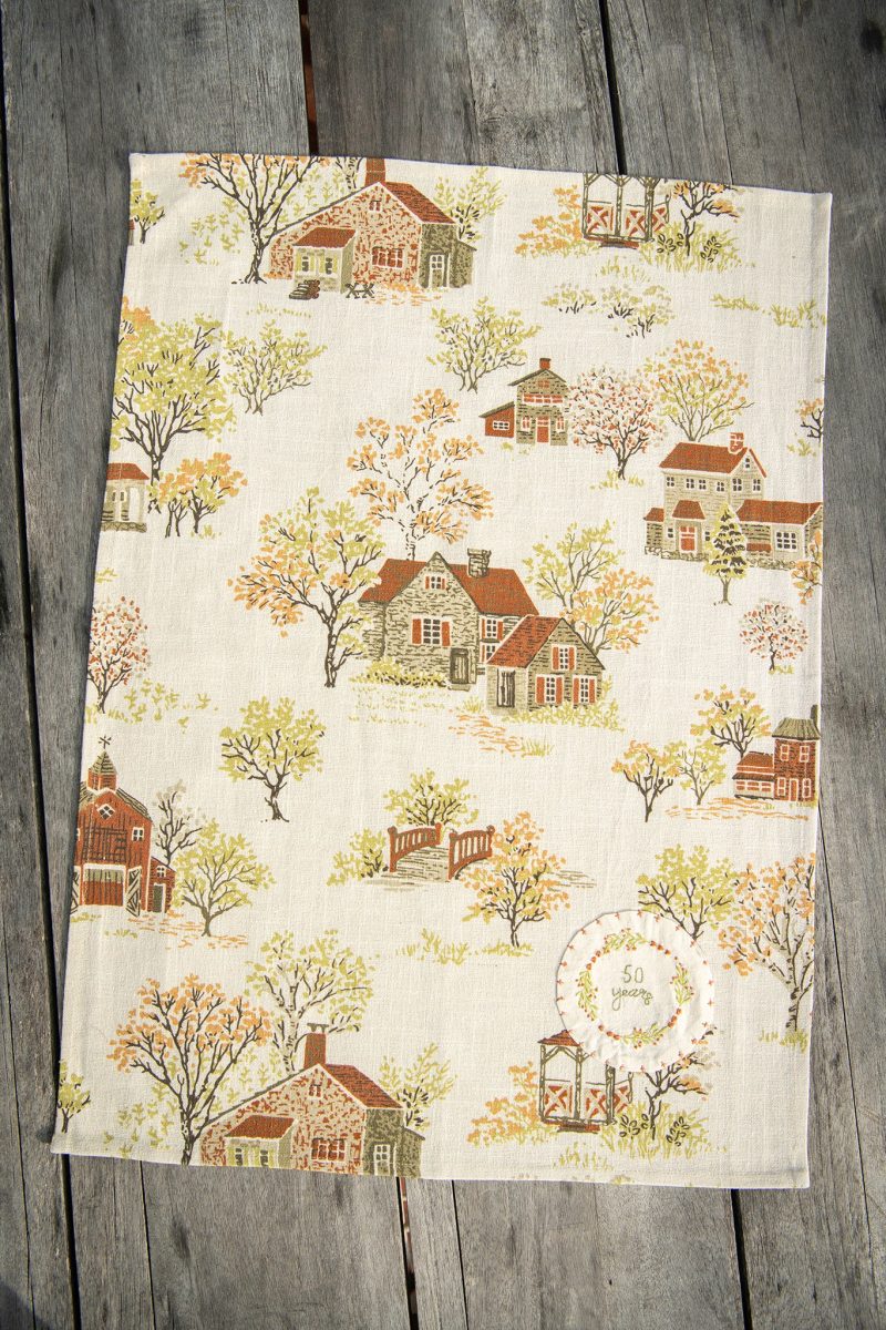 walnut grove antique tea towel 01