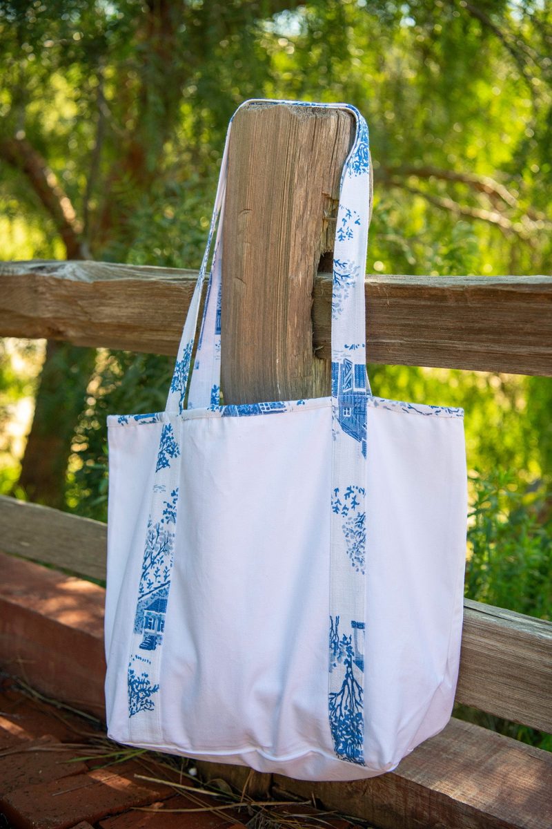 walnut grove tote blue 07