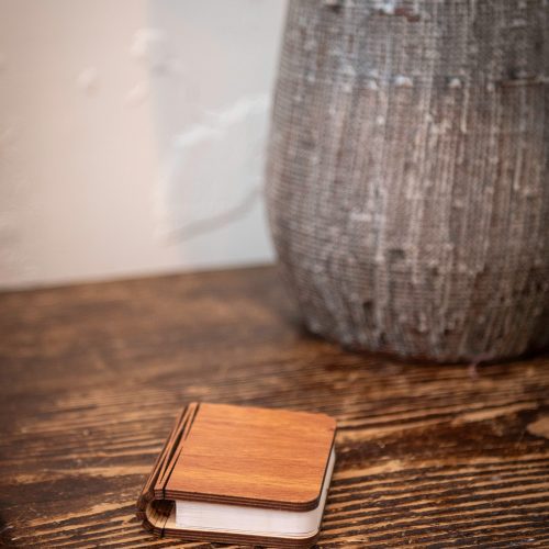 wooden booklight 03